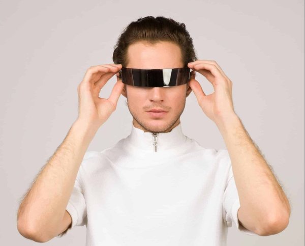 How Are AR Headsets Streamlining Field Service Operations for Utility Companies?